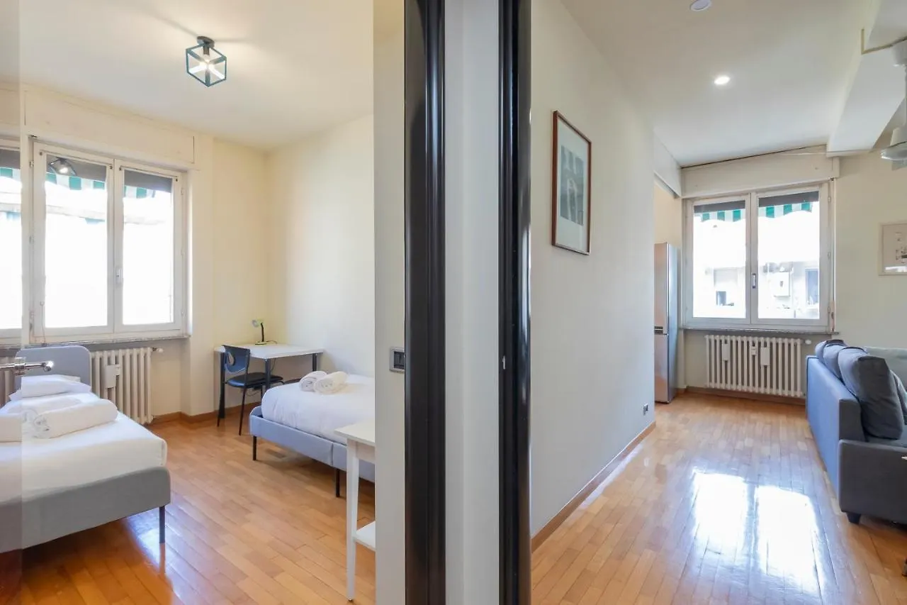 Ihost Apartment - Niccolini 21 Milano 0*,  Italia